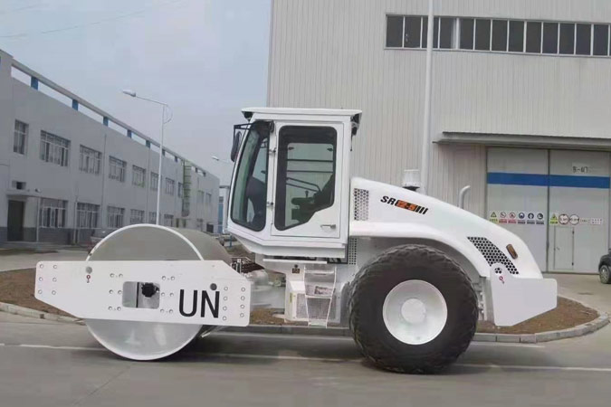 世界有我，山推助力聯(lián)合國(guó)維和任務(wù)。